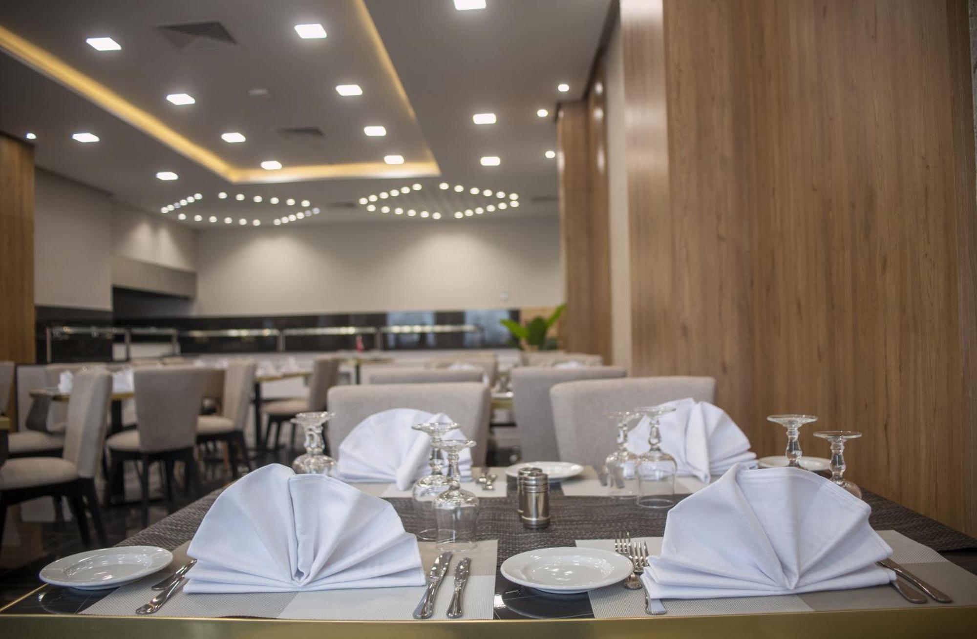 Kyriad Prestige City Center Tunis Extérieur photo