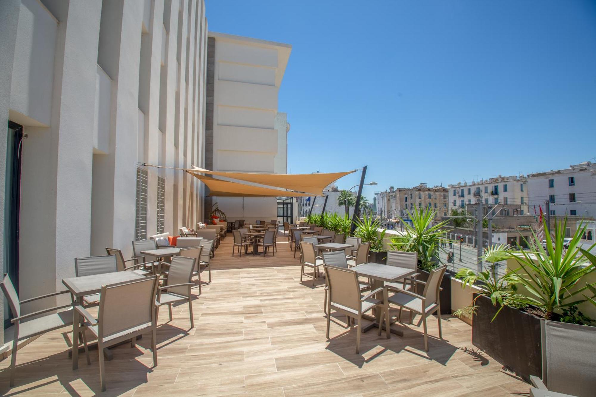 Kyriad Prestige City Center Tunis Extérieur photo