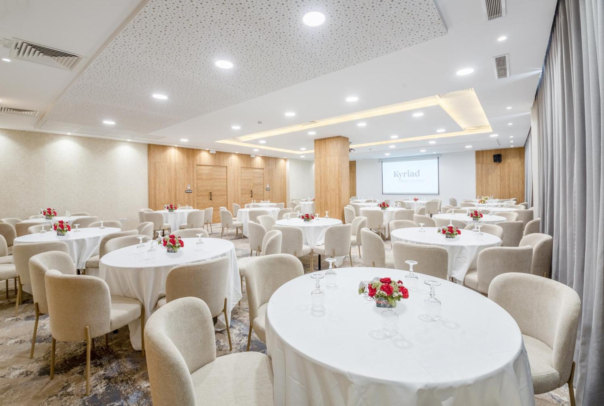 Kyriad Prestige City Center Tunis Extérieur photo